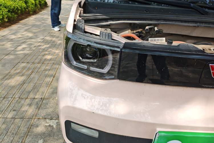 Used Wuling Hongguang MINIEV 2021 Macaron Fashion Model Lithium Iron Phosphate