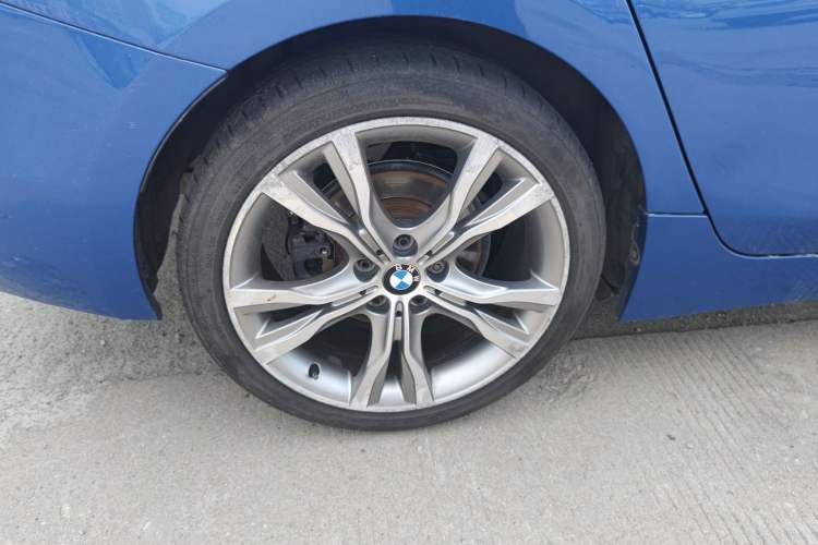 Used BMW 1 Series 2017 120i Design Package Model Exterior 5