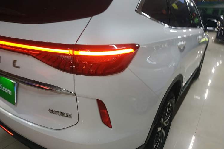 Used Haval H6 2022 3rd Generation 1.5T Automatic Two-Wheel Drive Pro Right Rear Taillight