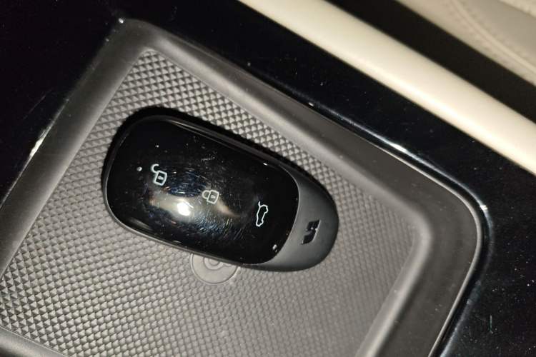 Used Li Auto ONE 2021 Extended-Range 6-Seater Version Interior 1