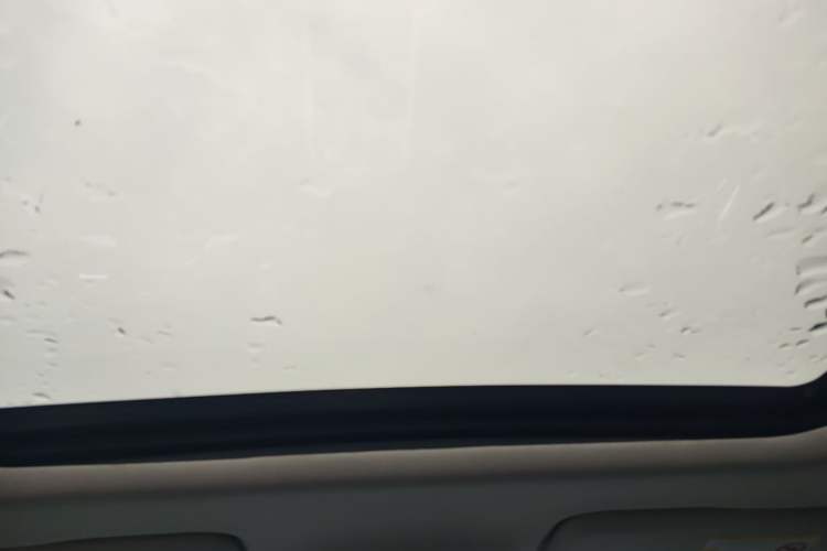 Used AION Y 2022 Plus 70 Smart Edition Headliner