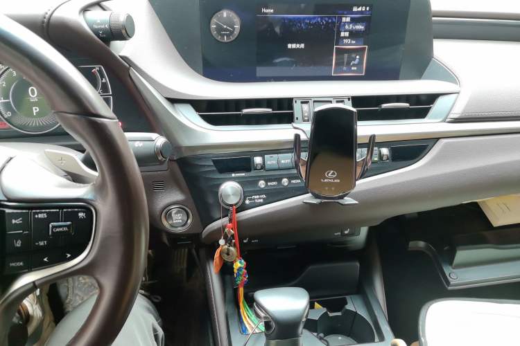 Used Lexus ES 2020 200 Excellence Edition