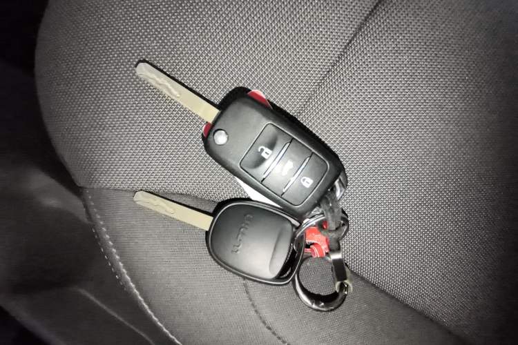 Used CHANGAN NEVO Lumin 2023 205km Xiangqin Version
