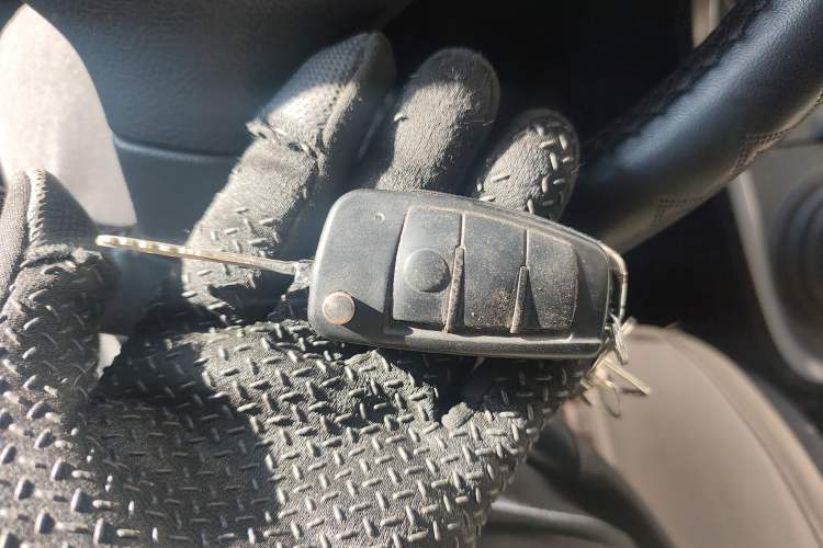 Used Suzuki Wagon R X5 2013 Revised Version 1.4L VVT Cruise Edition