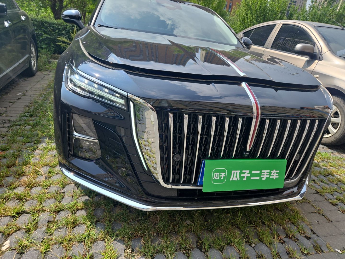 Hongqi H5 2025 2.0T Automatic Flag Edition – 500 000 Units Commemorative Version — снимка 7