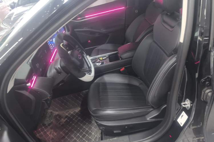 Used Ford Mondeo 2025 2.0T EcoBoost Luxury Version
