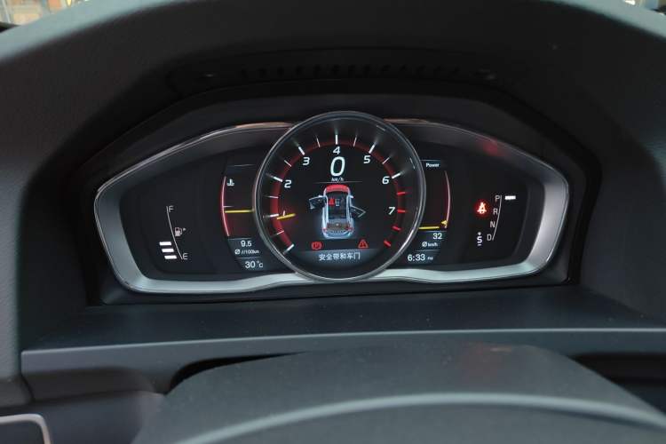 Used Volvo V60 2014 Restyled T5 Zhiya Edition Instrument Cluster