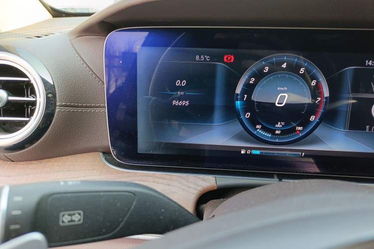 Used Mercedes-Benz E-Class 2017 E 300 L Luxury Model