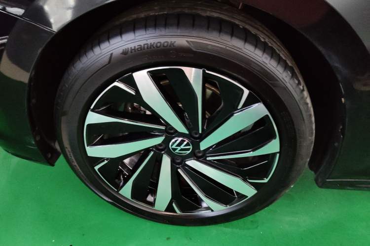 Used Volkswagen Passat 2025 Premium Version 380TSI Dragon Edition Left Front Wheel Hub