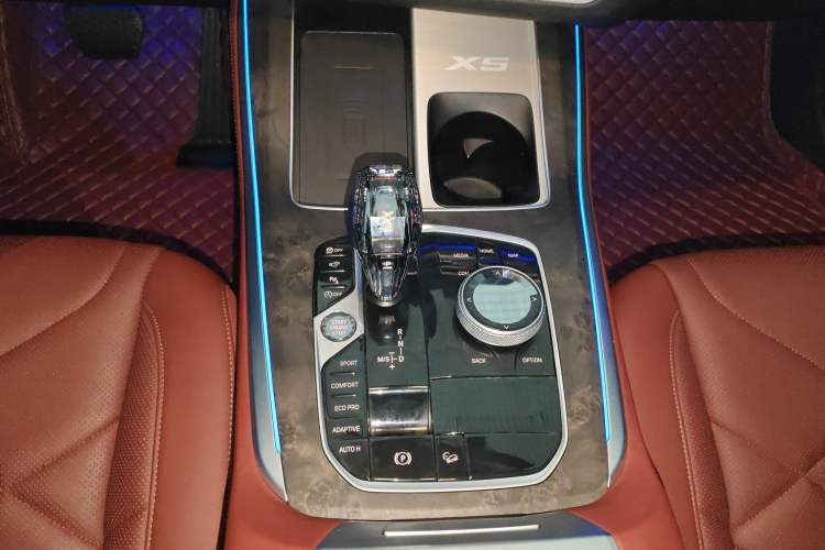 Used BMW X5 2022 Restyled xDrive 30Li Luxury Version M Sport Package