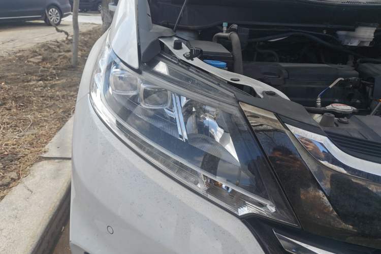 Used Honda Odyssey 2018 2.4L Smart Edition Right Front Headlight