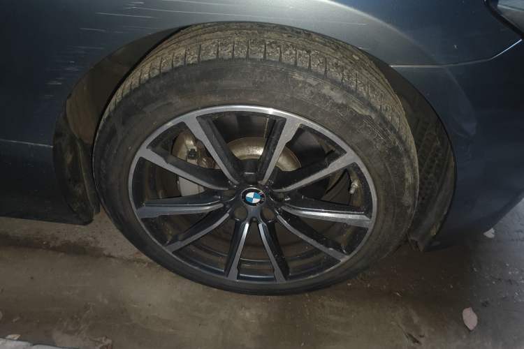 Used BMW 6 Series GT 2021 Updated 630i Luxury Design Package Right Front Wheel Hub