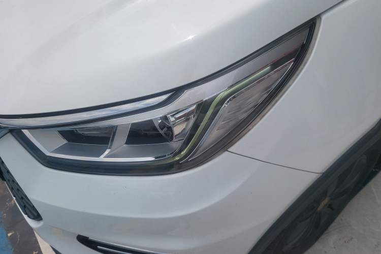 Used BYD Yuan New Energy 2018 EV360 Smart Connect Cool Edition Left Front Headlight