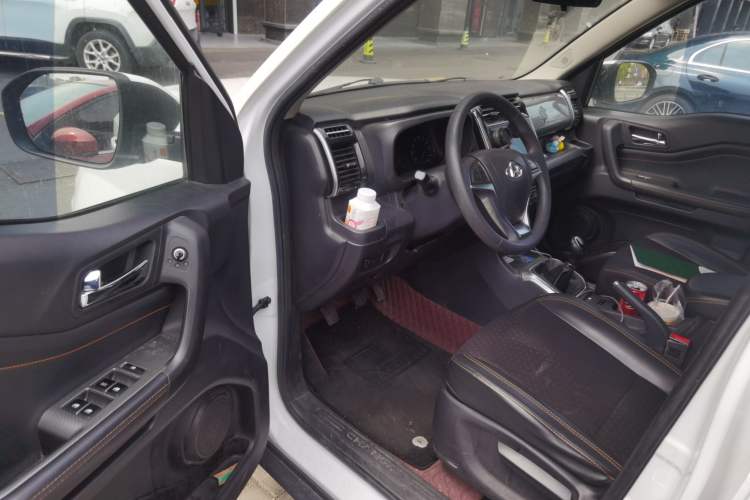 Used CHANGAN OSHAN X70A 2018 1.5L Manual Elite Version