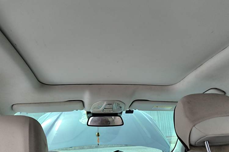 Used Wuling Victory 2023 2.0L DHT Luxury Edition
