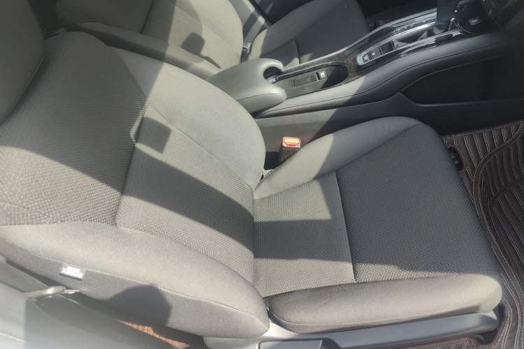 Used Honda Vezel 2020 1.5L CVT Elite Edition
