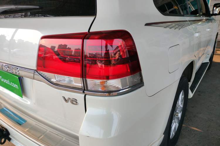 Used Toyota Land Cruiser 2019 4.0L GX-R 7 Seats Parallel Import