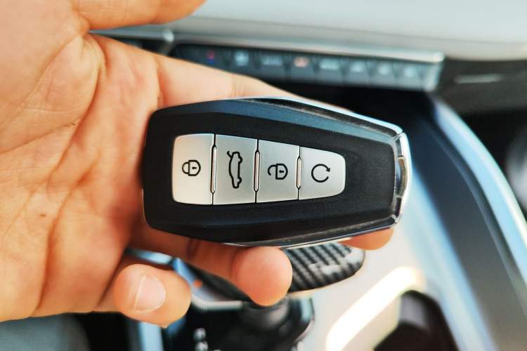 Used Geely Auto Preface 2021 Revised Version 2.0TD Luxury Edition Vehicle Key