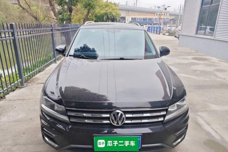 Used Volkswagen Tiguan L 2019 Updated Version 330TSI Automatic Two-Wheel Drive Panoramic Comfort Edition China VI Standard
