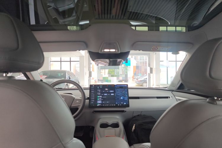 Used XPeng MONA M03 2025 600 with Ultra-Long Range Max Headliner