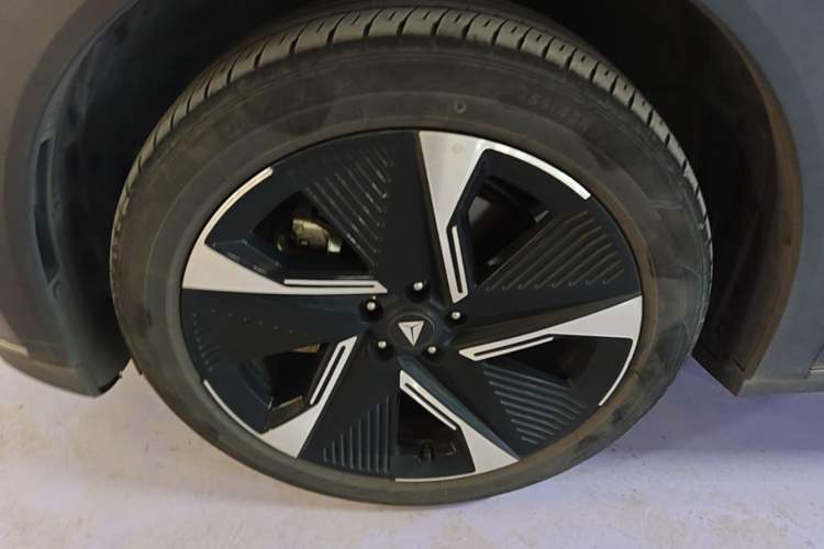 Used Deepal S07 2023 200Max Range-Extended Version