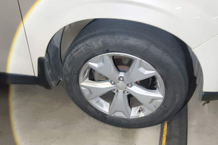 Used Subaru Forester 2014 2.0i Automatic Luxury Edition
