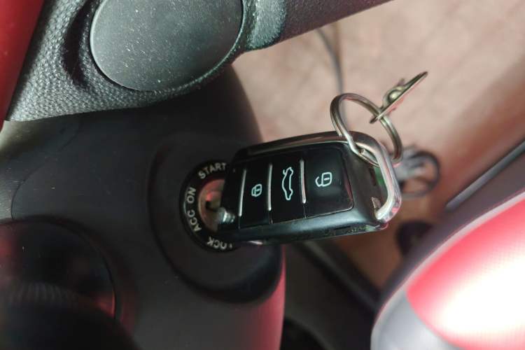 Used JAC Group Refine S2 2017 1.5L CVT Luxury Smart Model
