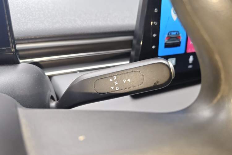 Used Dongfeng NAMMI 01 2024 330 Lite Gear Lever