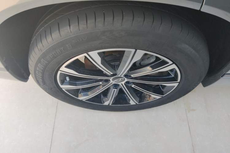 Used Chery Tiggo 9 2023 2.0T Dual-Clutch Two-Wheel Drive Leading Edition 5 Seats
