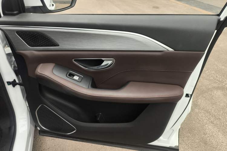 Used JETOUR X90 2024 1.6T DCT Qilin Edition 7-Seater
