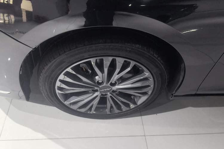 Used Dongfeng Aeolus Yixuan MAX 2021 1.5T Ultra-Stylish Trendsetter Edition Exterior 4