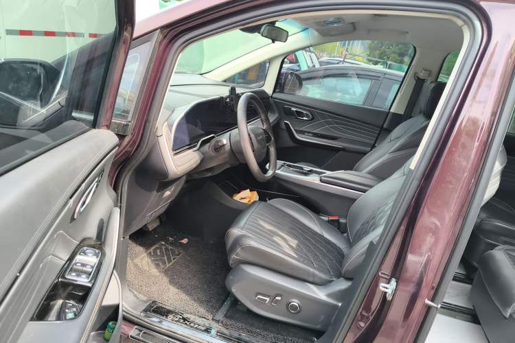 Used SAIC MAXUS G90 2022 2.0T Starry Seven-Seater
