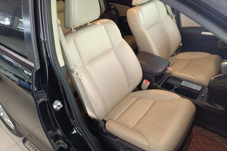 Used Honda CR-V 2015 2.4L four-wheel drive luxury version