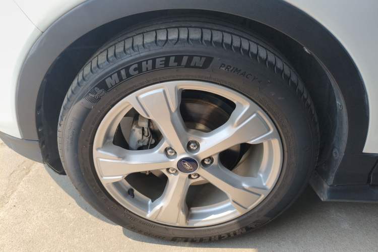 Used Ford Kuga 2017 EcoBoost 180 Two-Wheel-Drive Tiger Leap Model