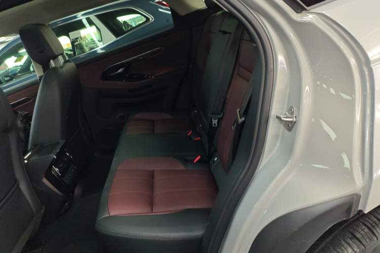 Used Land Rover Range Rover Evoque 2022 Facelifted Aurora L 249 PS R-Dynamic Luxury Edition