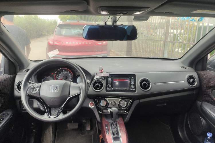 Used Honda XR-V 2017 1.8L EXi CVT Comfort Version Center Console