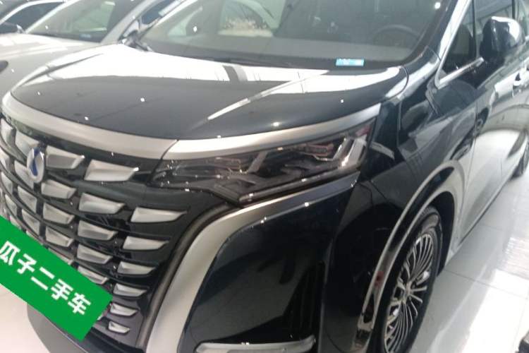 Used Denza D9 2024 DM-i 1050 Luxury Model