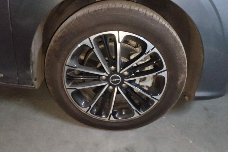 Used Roewe iMAX8 2022 400TGI Prestige Edition