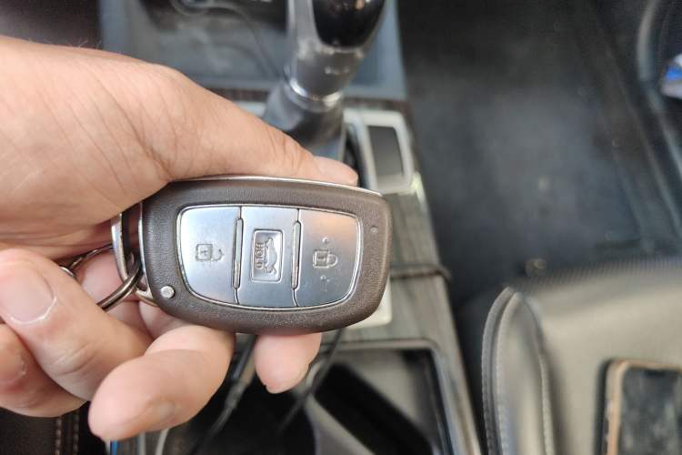 Used Hyundai Mistra 2016 1.6T Automatic Flagship TOP Model
