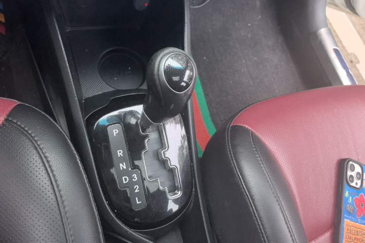 Used Kia K2 2015 Hatchback 1.4L AT GLS Cool Edition