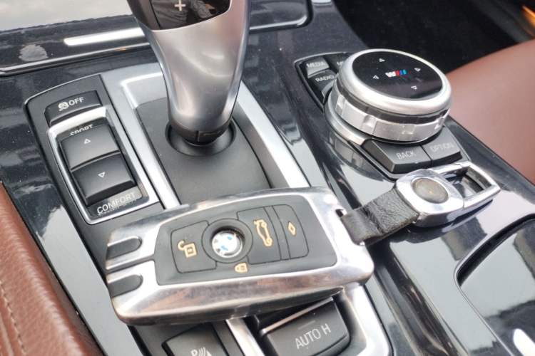 Used BMW 5 Series 2017 520Li Elegant Edition
