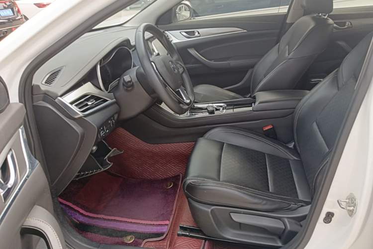 Used CHANGAN Eado 2019 High-Energy Edition 1.6L GDI Automatic Pioneer Model China VI Standard
