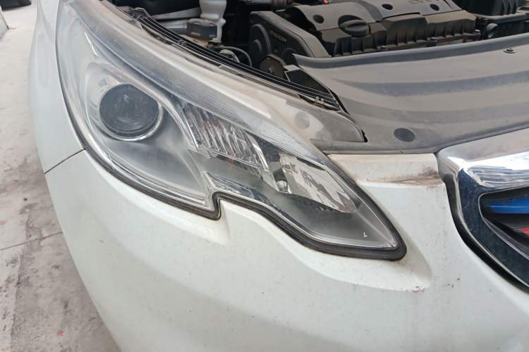 Used Peugeot 2008 2014 1.6L Manual Trend Edition
