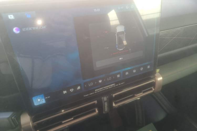 Used iCAR 03 2024 501km Two-Wheel Drive Long-Range Version Audio And AC Panel