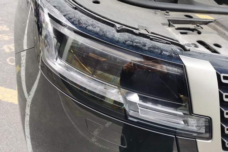 Used Land Rover Range 2024 3.0 L6 400 PS Extended Luxury Edition Right Front Headlight