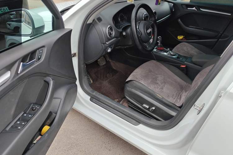 Used Audi A3 2016 Limousine 35 TFSI Ambition Edition