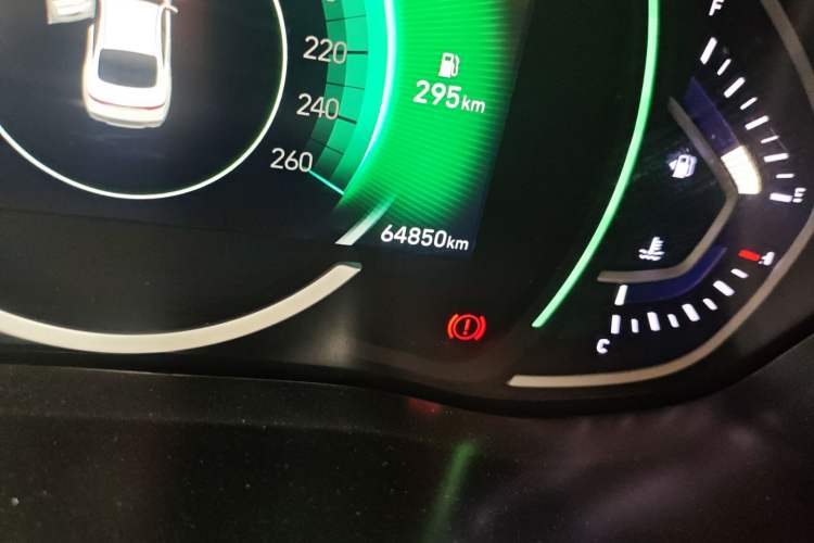 Used Hyundai Lafesta 2019 280TGDi Smart Speed Version China VI Standard Odometer Close Up