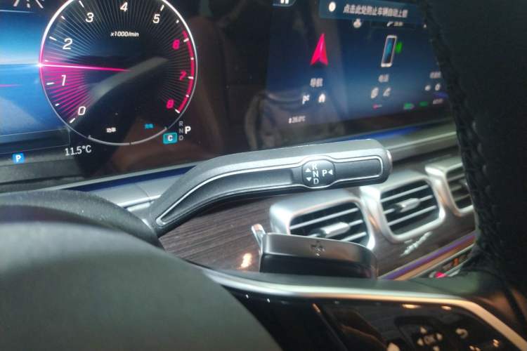 Used Mercedes-Benz GLE 2025 GLE 350 4MATIC Stylish Model
