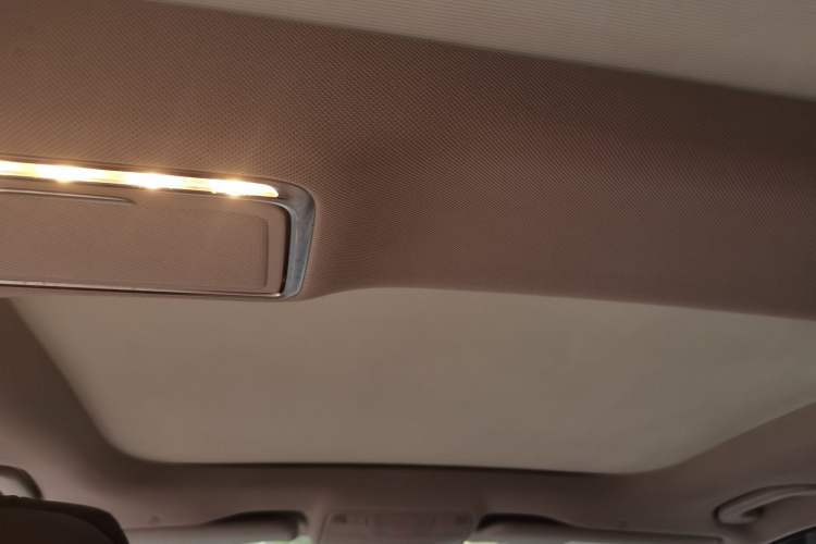 Used Mercedes-Benz E-Class 2017 E 300 L Sporty and Stylish Model