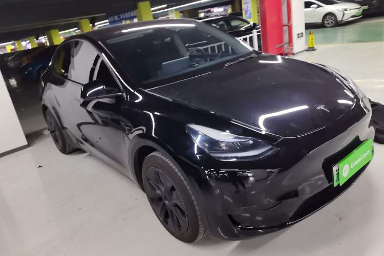 Used Tesla Model Y 2023 Rear-Wheel-Drive Version